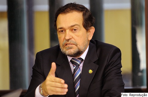 A filiação do senador Walter Pinheiro no PSD está marcada para 30 de março