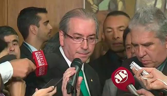 Eduardo Cunha não conteve as lágrimas ao confirmar a renúncia da presidência